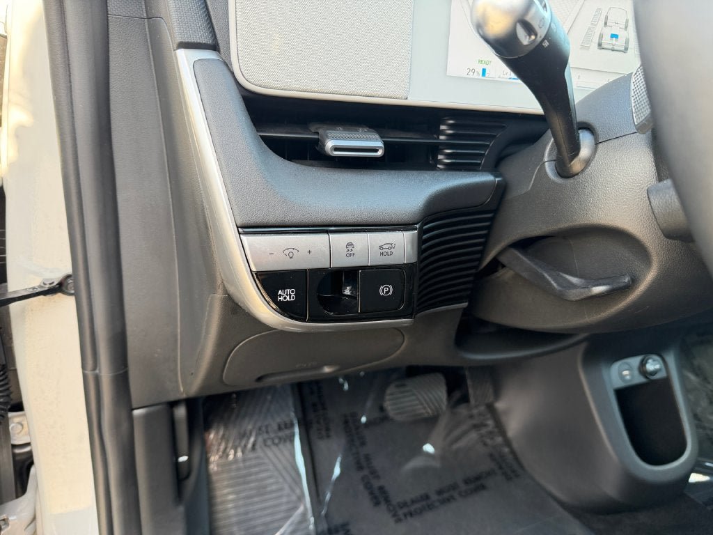 Certified 2023 Hyundai Ioniq 5 SEL w/ Cargo Package AWD/4WD image 20