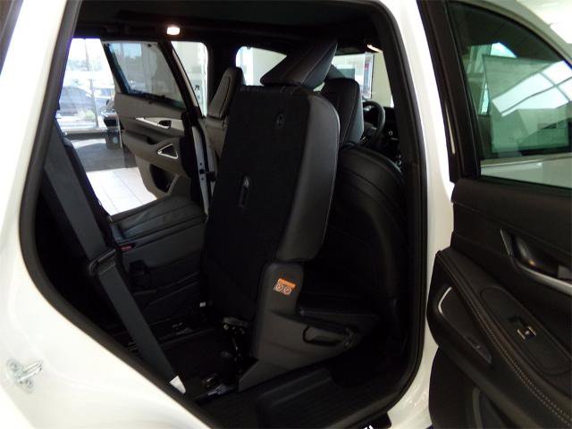 New 2025 INFINITI QX60 Luxe w/ Black Edition image 24