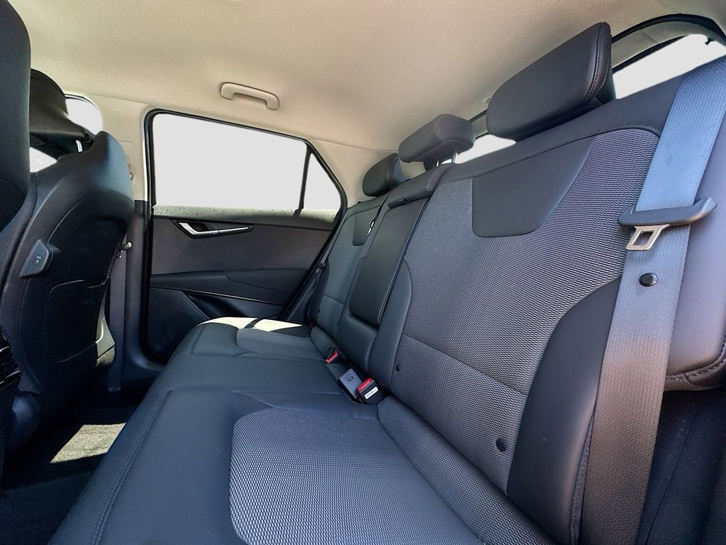 Certified 2024 Kia Niro EX FWD image 27