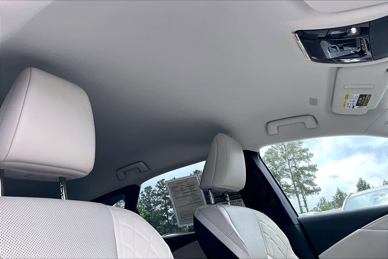 Used 2024 Lexus RX 350 FWD w/ Technology Package image 14
