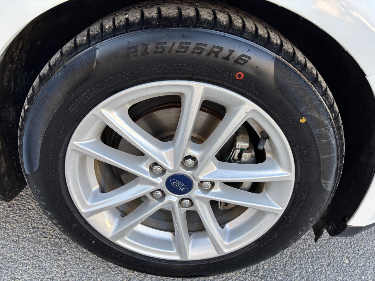 Used 2018 Ford Focus SE image 31