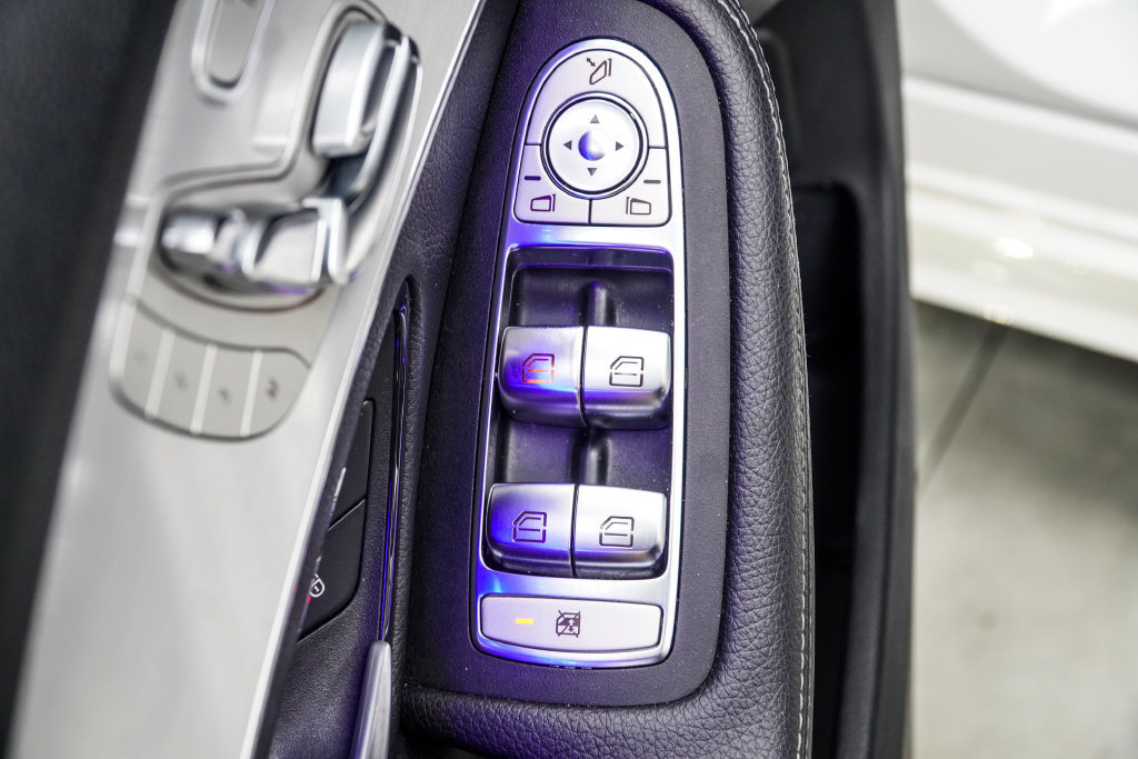 Used 2021 Mercedes-Benz C 300 Sedan w/ AMG Line image 42