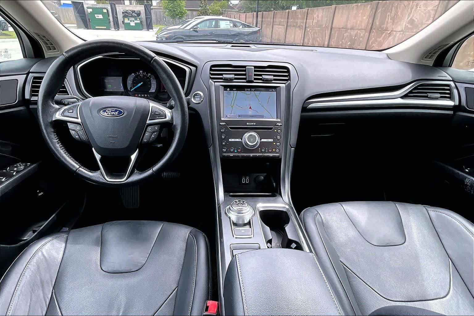 Used 2019 Ford Fusion Titanium FWD image 14