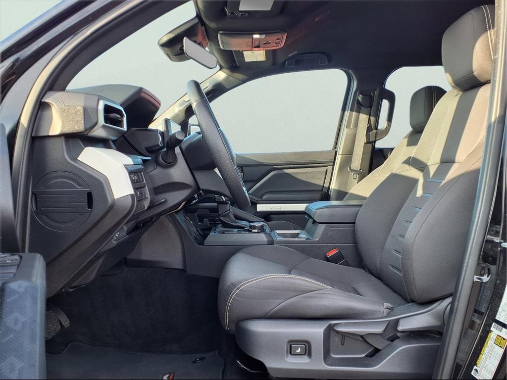 Used 2024 Toyota Tacoma TRD Off-Road image 24