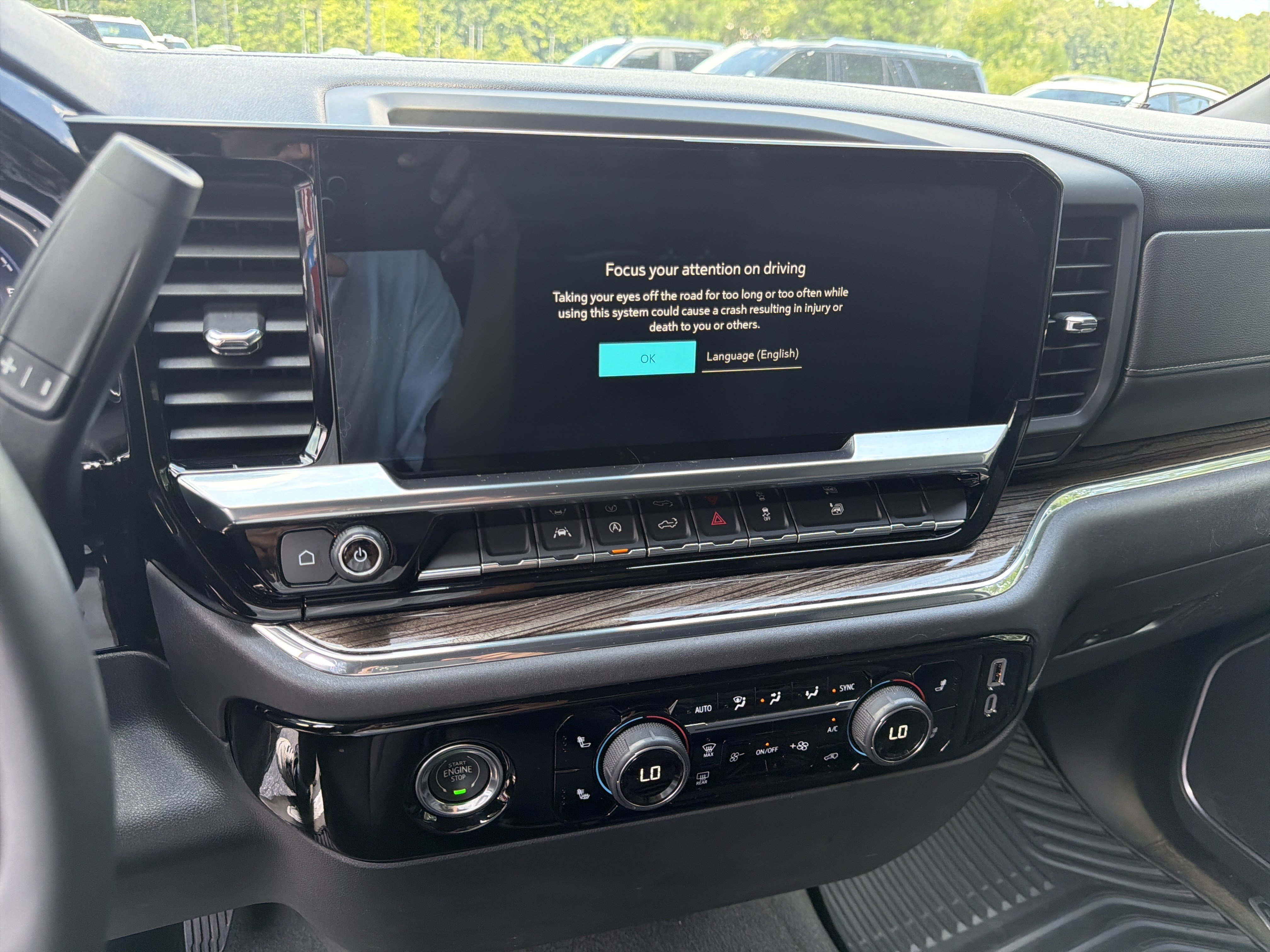 Used 2023 Chevrolet Silverado 1500 LT AWD/4WD image 27