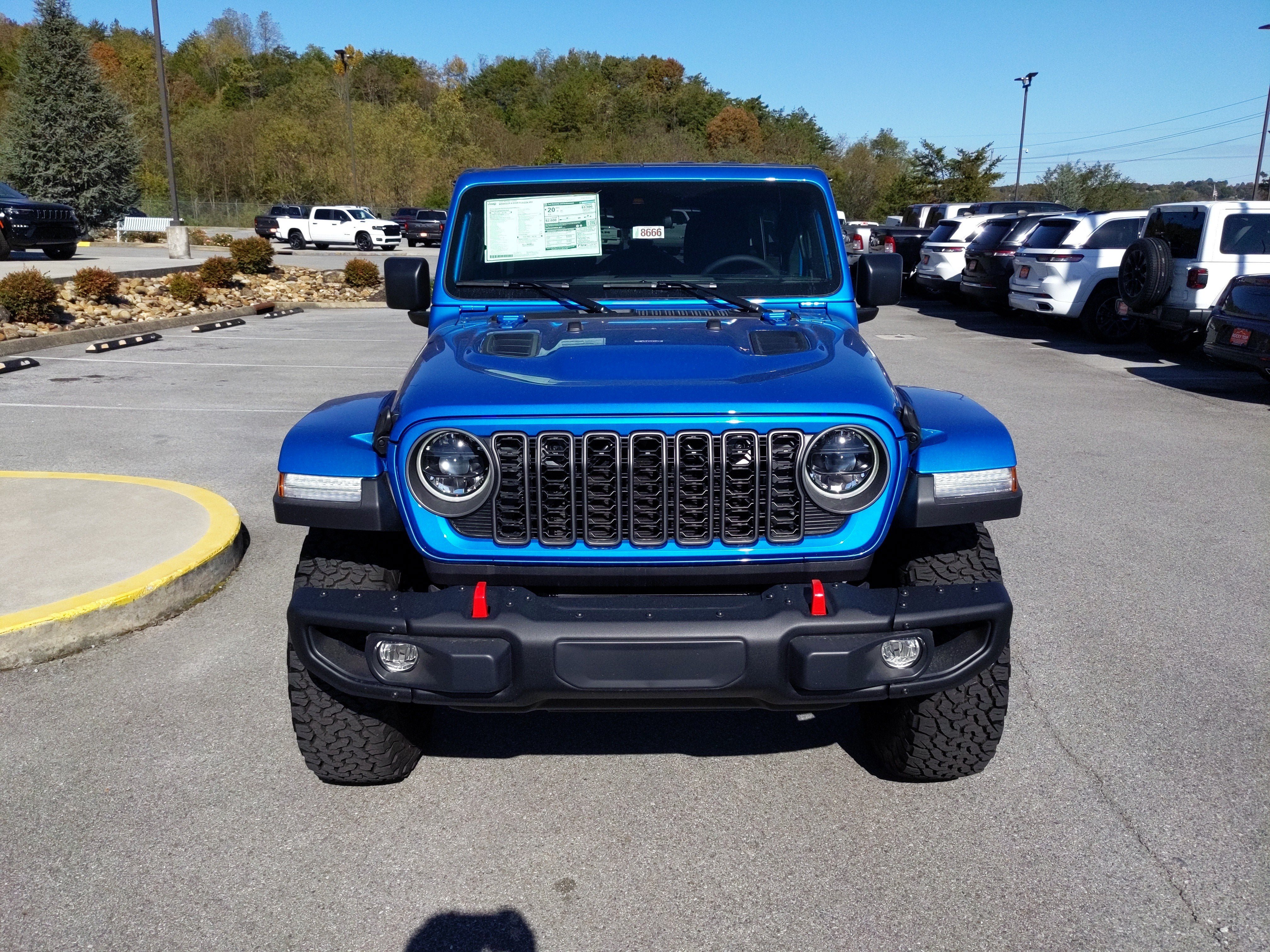 New 2025 Jeep Wrangler Unlimited Rubicon w/ Steel Bumper Group AWD/4WD image 3