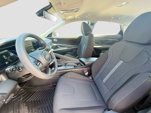 New 2026 Hyundai Elantra SE FWD image 20