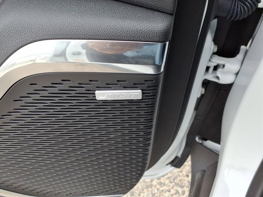 Used 2025 GMC Acadia Elevation image 19