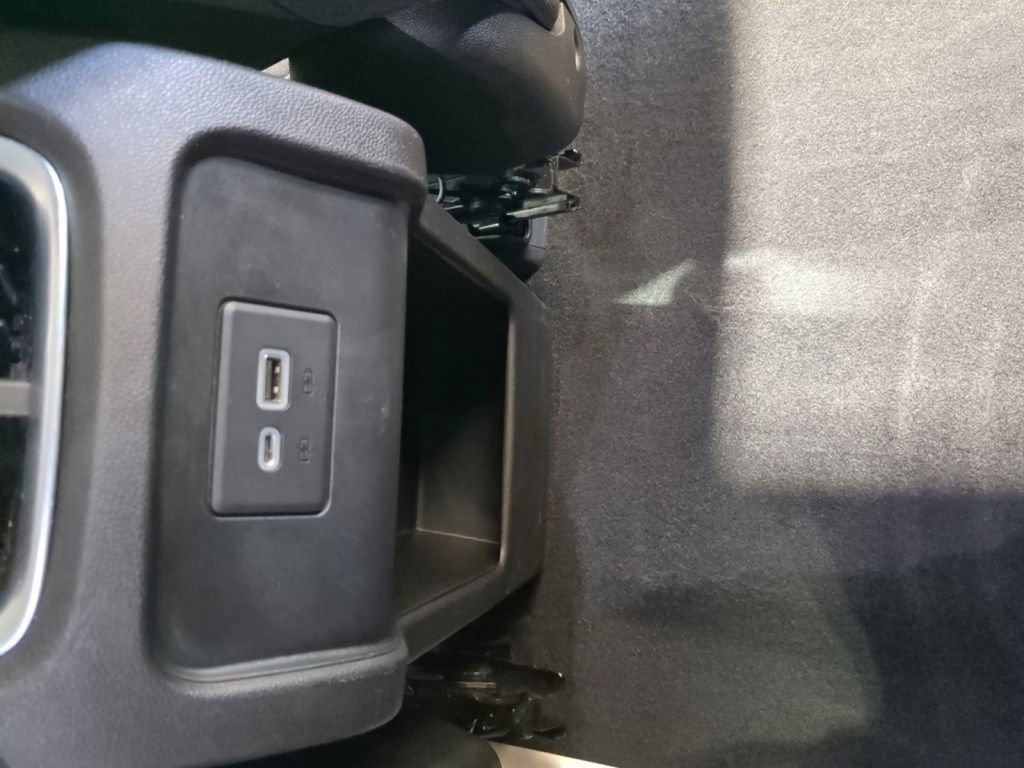 Used 2022 Chevrolet Blazer LT image 11