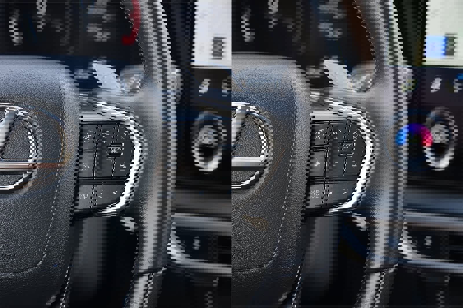 Used 2025 Lexus RX 350 Premium Plus w/ Accessory Package (Z1) image 11