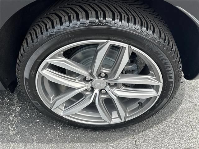 Certified 2020 Cadillac XT4 Sport w/ Enhanced Visibility Package AWD/4WD image 35