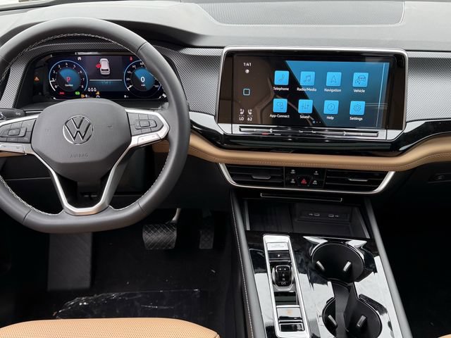 New 2026 Volkswagen Atlas Cross Sport SEL AWD/4WD image 9