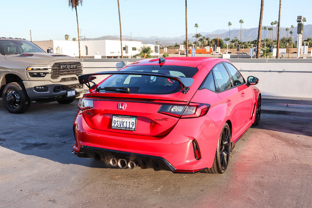 Used 2025 Honda Civic Type R image 9