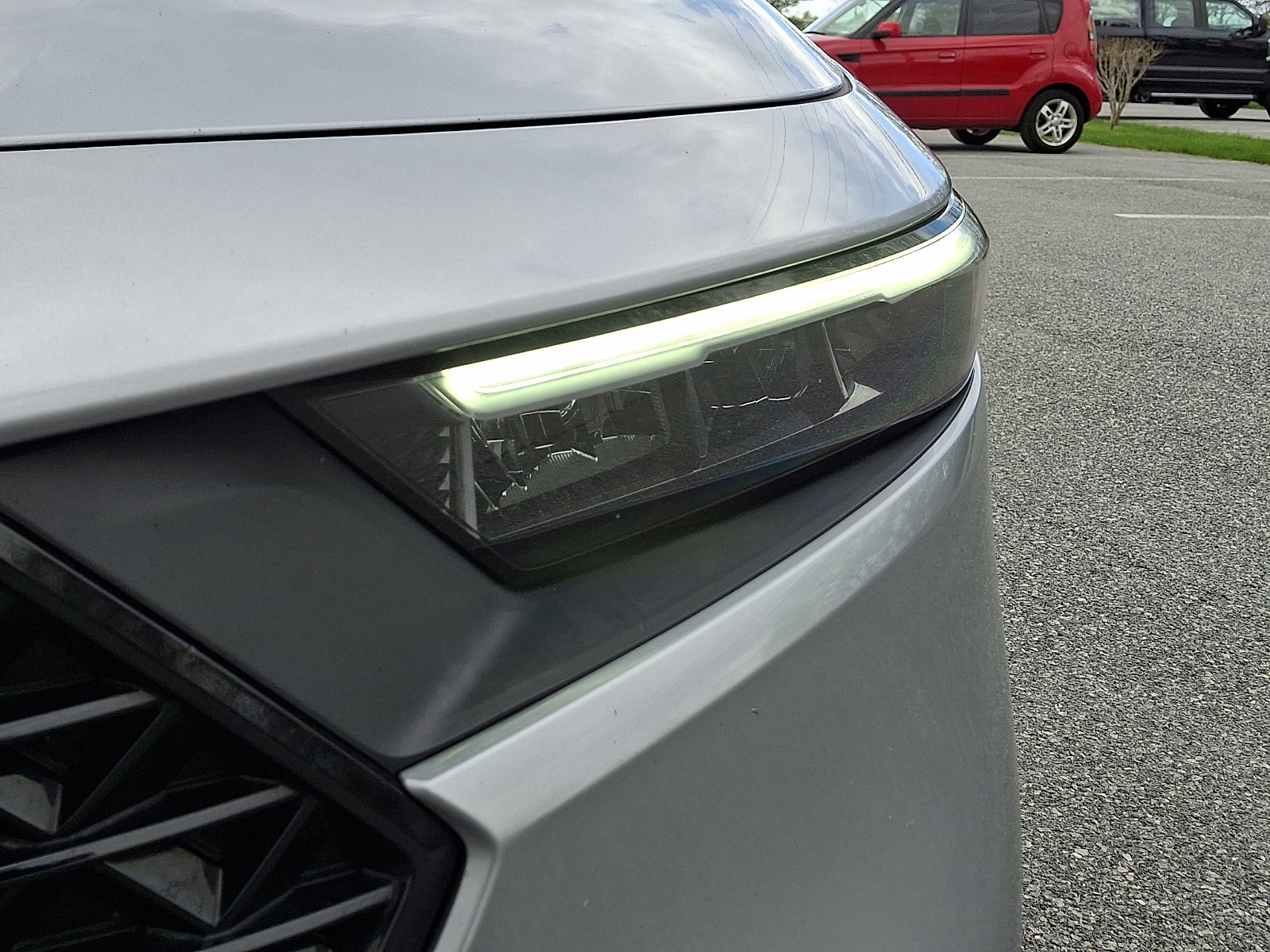 Used 2023 Honda Accord EX image 9