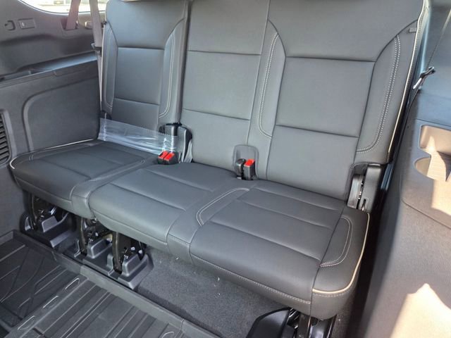 New 2026 Chevrolet Suburban Premier AWD/4WD image 7