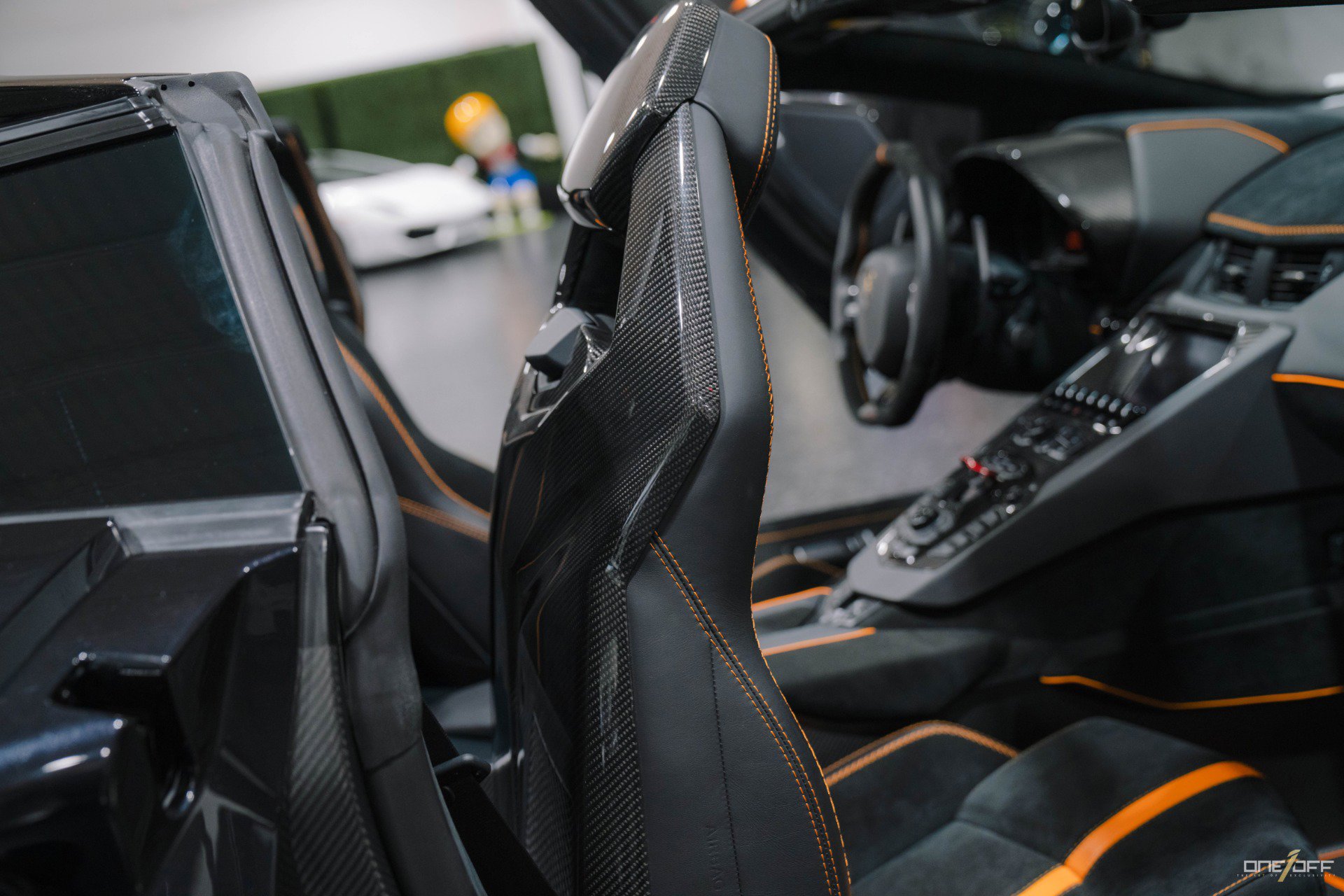 Used 2021 Lamborghini Aventador SVJ image 51