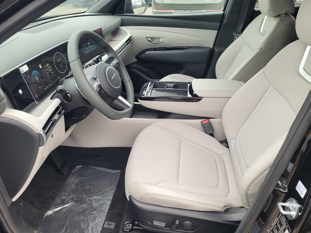 New 2025 Hyundai Tucson Limited image 8
