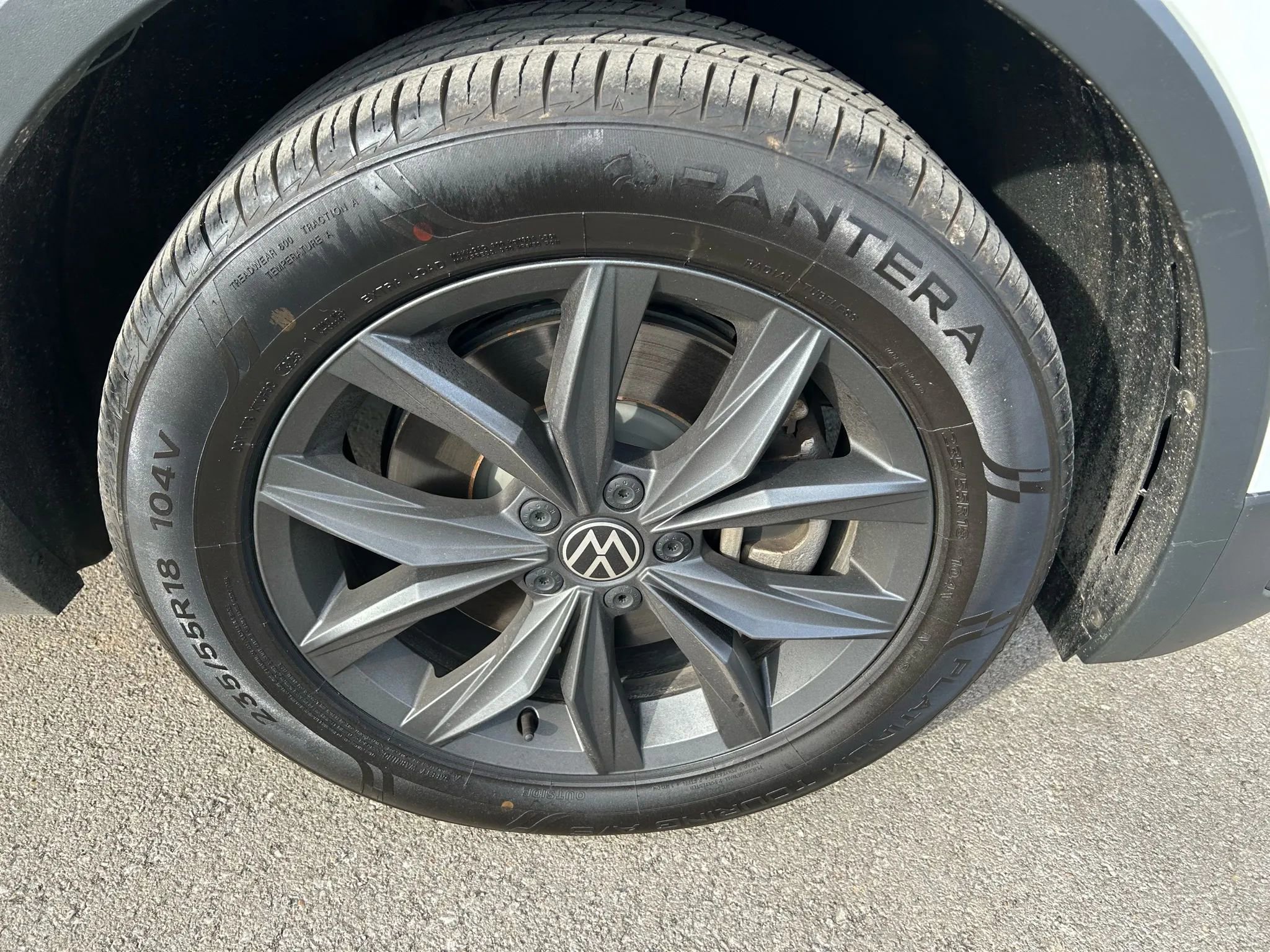 Used 2022 Volkswagen Tiguan SE FWD image 34