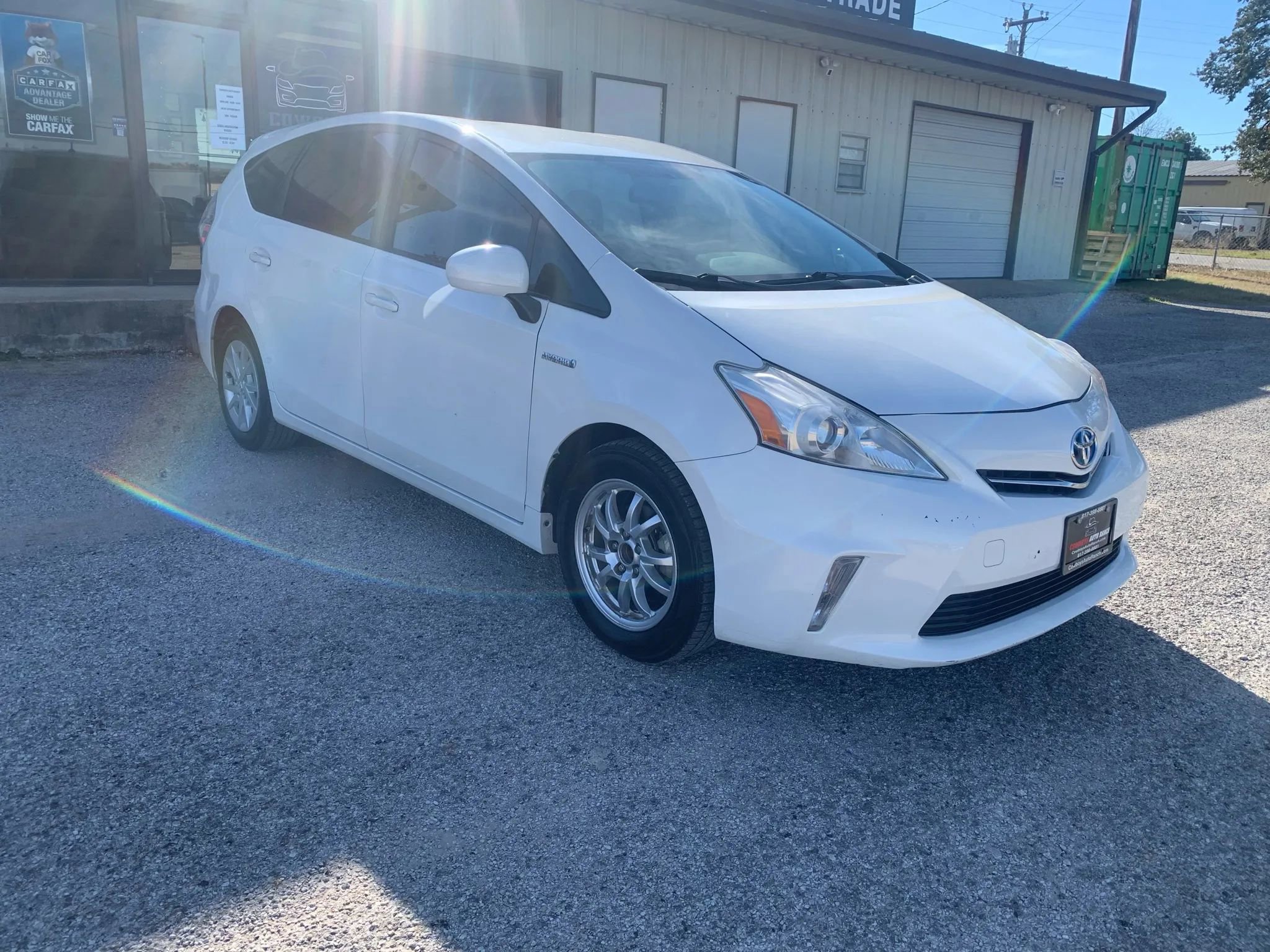 Used 2014 Toyota Prius V Five image 4