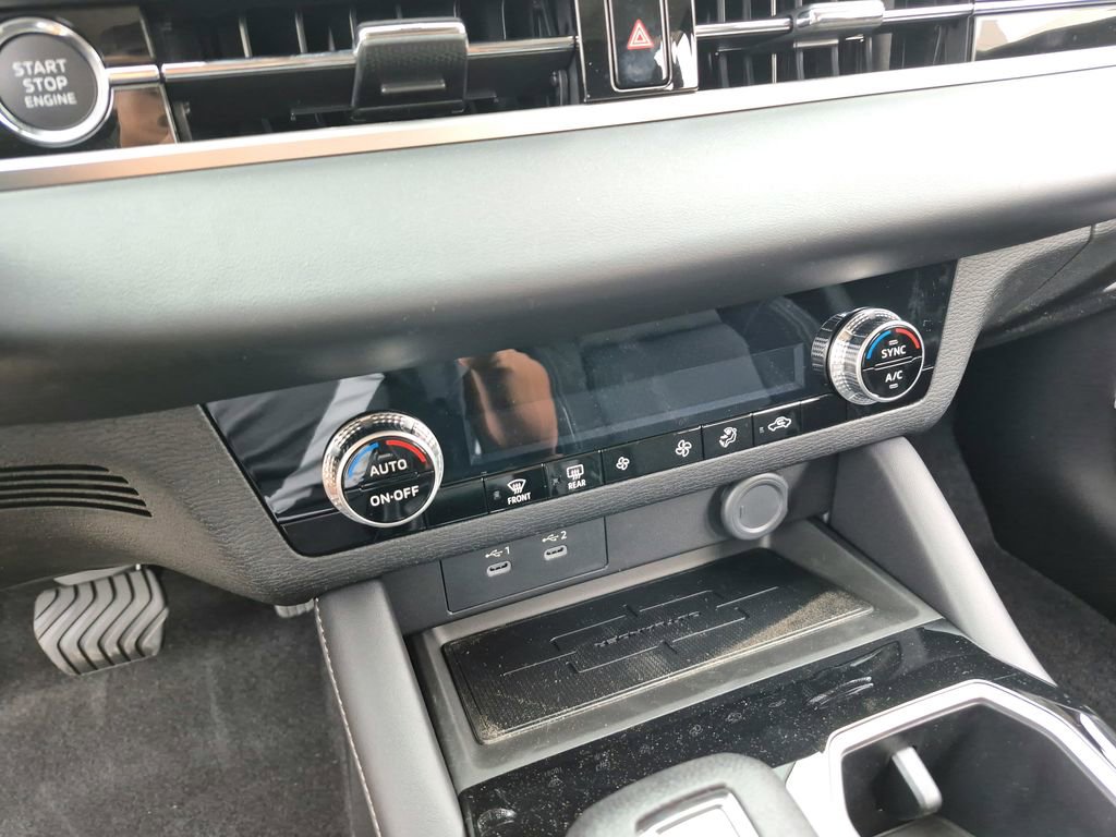 New 2026 Mitsubishi Outlander ES image 18