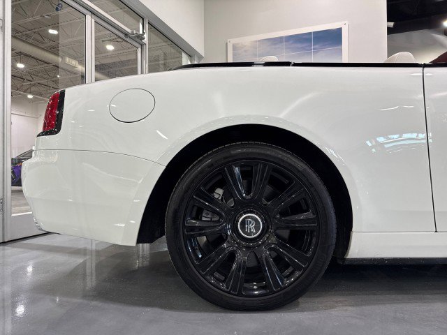Used 2017 Rolls-Royce Dawn image 89