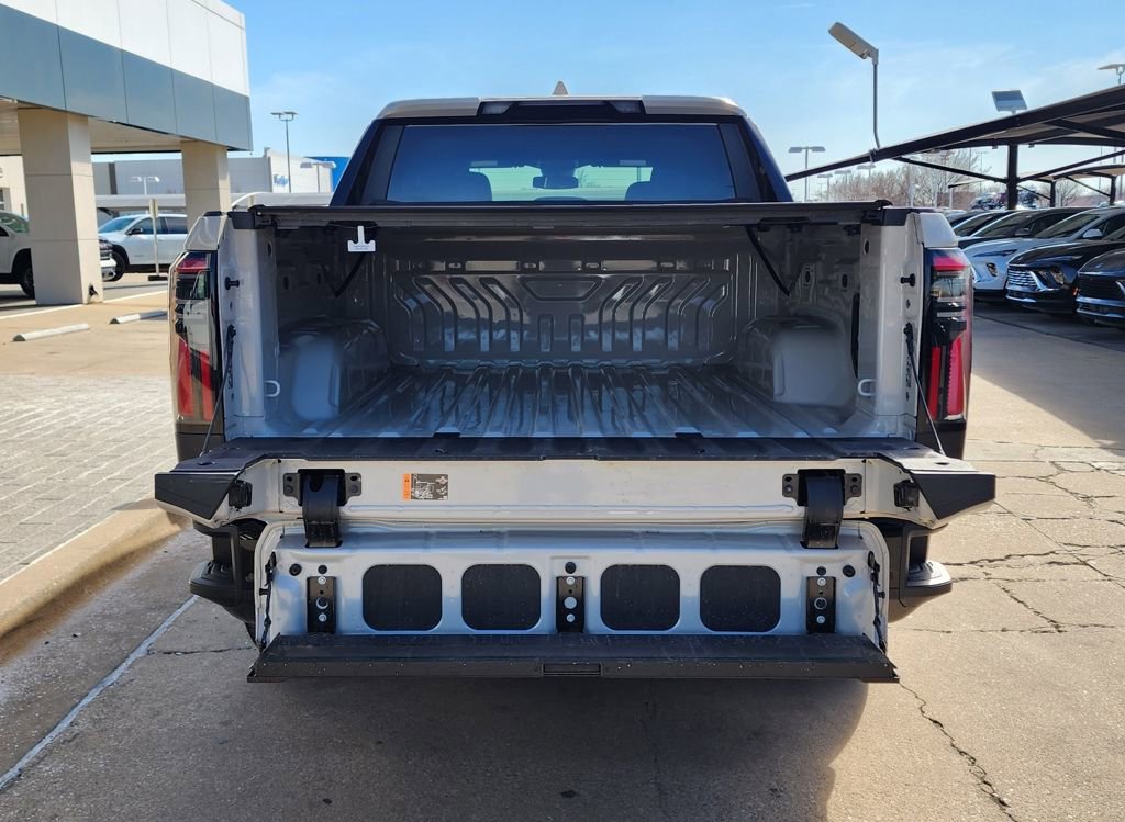 New 2026 GMC Sierra EV Elevation w/ LPO, Elevation Dark Package AWD/4WD image 48