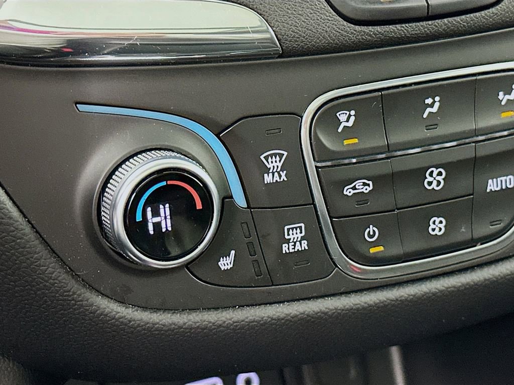 Used 2023 Chevrolet Equinox LT image 27