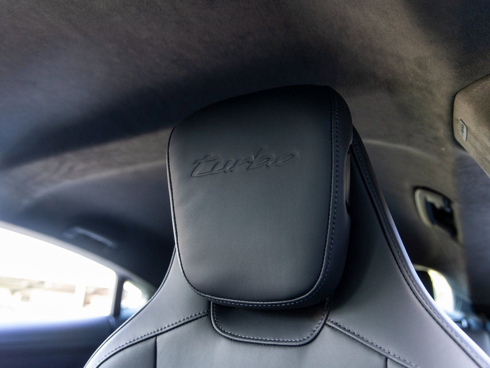 Used 2023 Porsche Taycan Turbo image 26