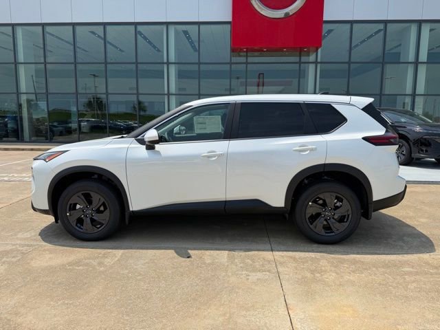 New 2026 Nissan Rogue SV FWD image 2