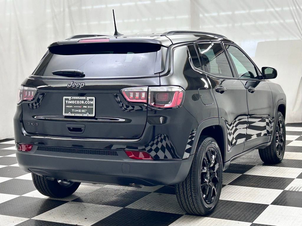 New 2026 Jeep Compass Latitude AWD/4WD image 7
