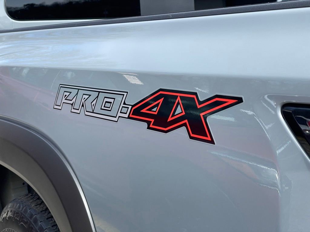 Certified 2023 Nissan Frontier PRO-4X w/ Pro Convenience Package AWD/4WD image 38