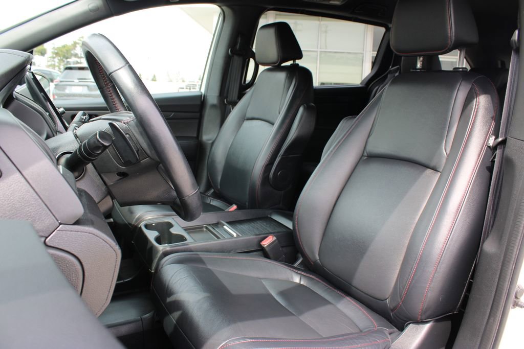 Used 2023 Honda Odyssey Sport image 8