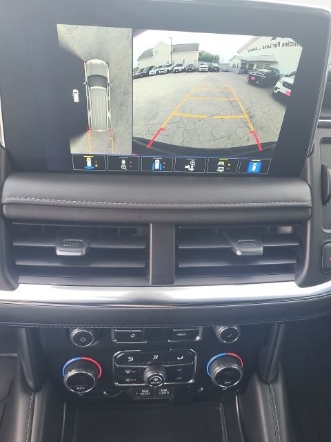 Used 2022 Chevrolet Tahoe Z71 w/ Luxury Package AWD/4WD image 9
