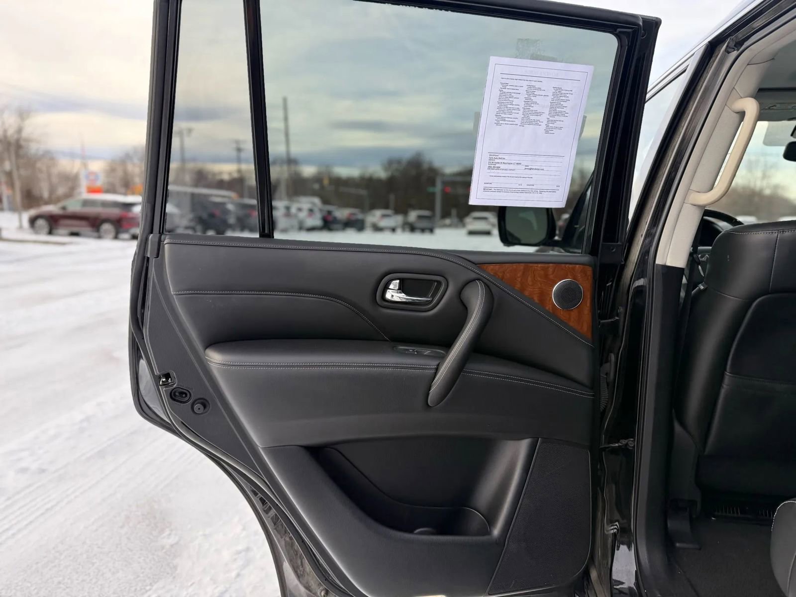 Used 2019 INFINITI QX80 Luxe w/ Proassist Package image 12