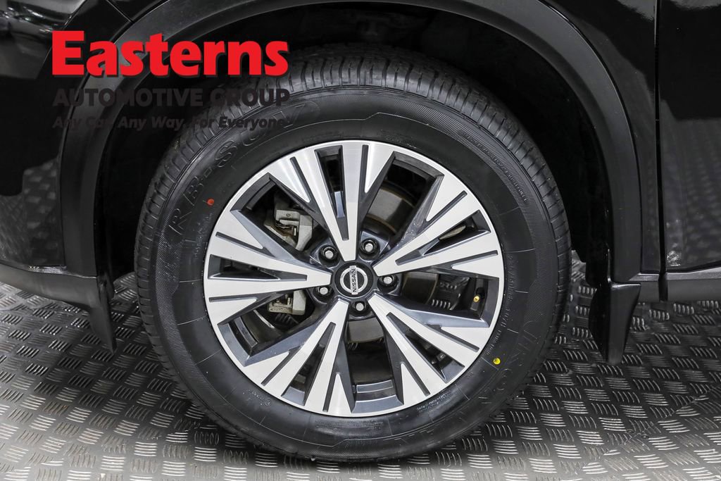 Used 2021 Nissan Rogue SV image 29