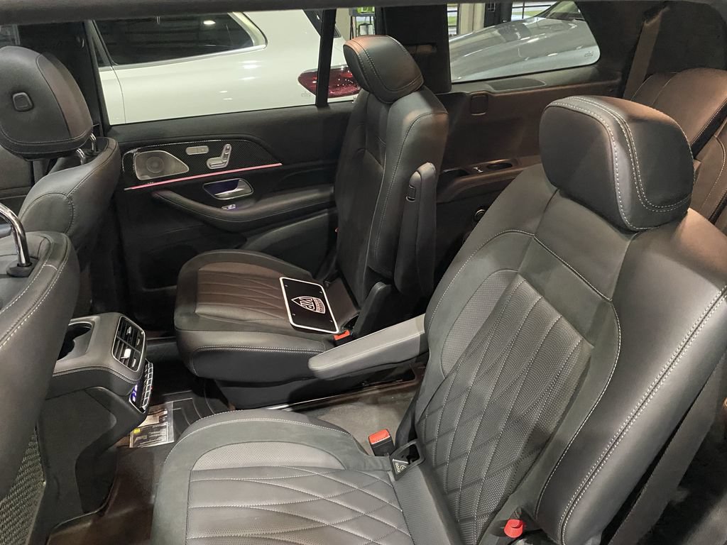 Used 2024 Mercedes-Benz GLS 63 AMG 4MATIC image 5