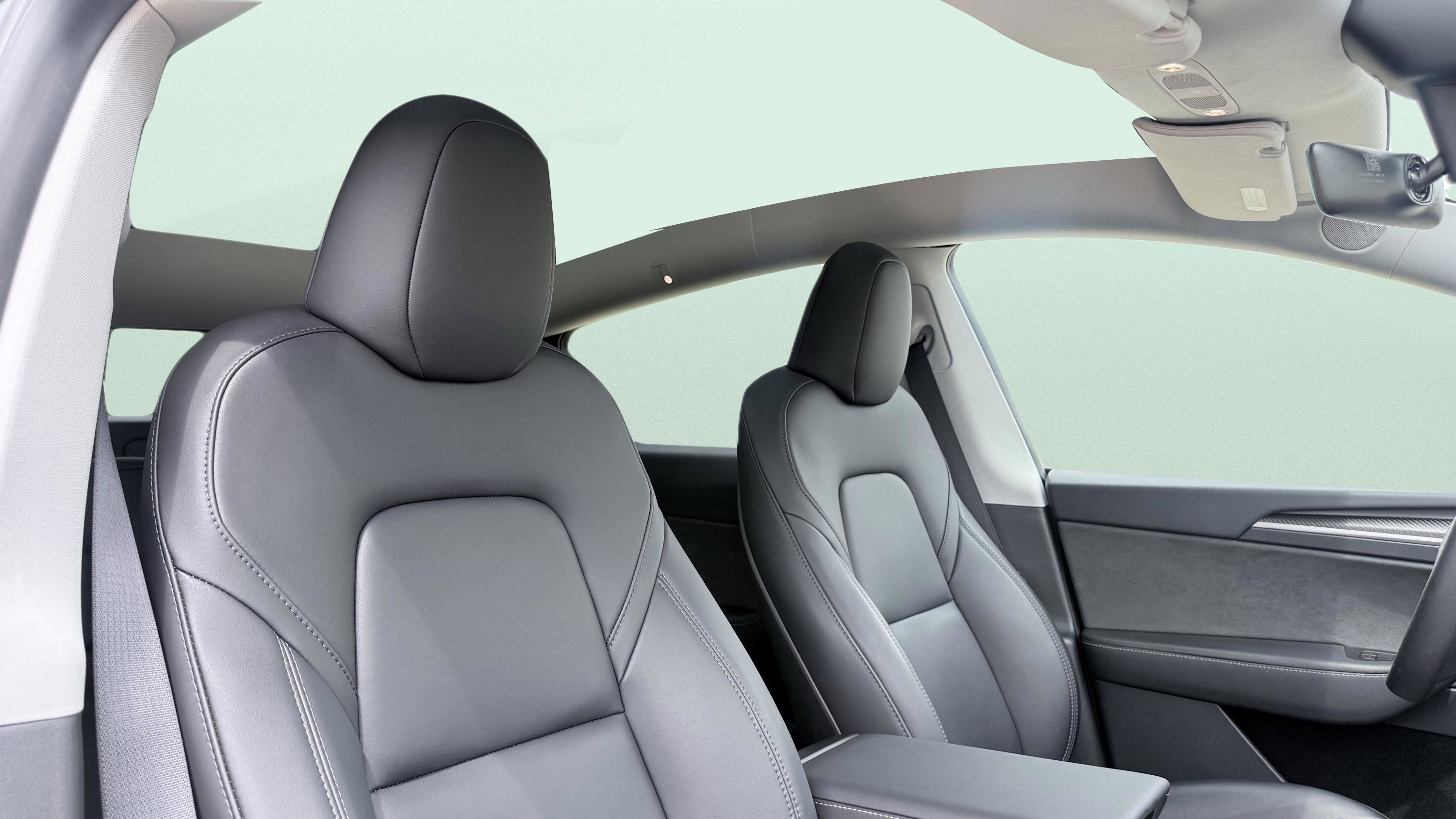 Used 2024 Tesla Model Y Performance image 34