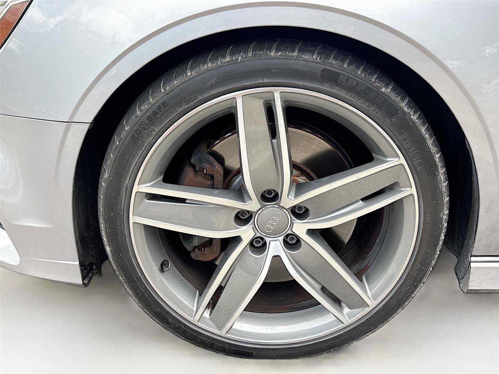 Used 2020 Audi A3 2.0T Premium Plus w/ Premium Plus Package AWD/4WD image 31