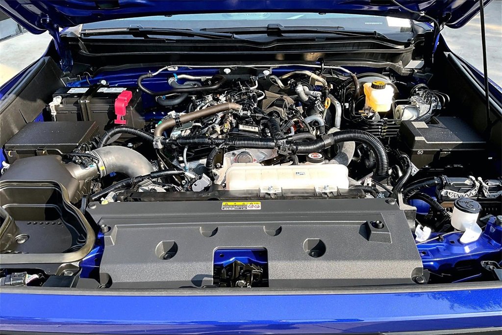 Used 2025 Toyota Tacoma TRD Off-Road w/ TRD Off Road Upgrade Package image 30