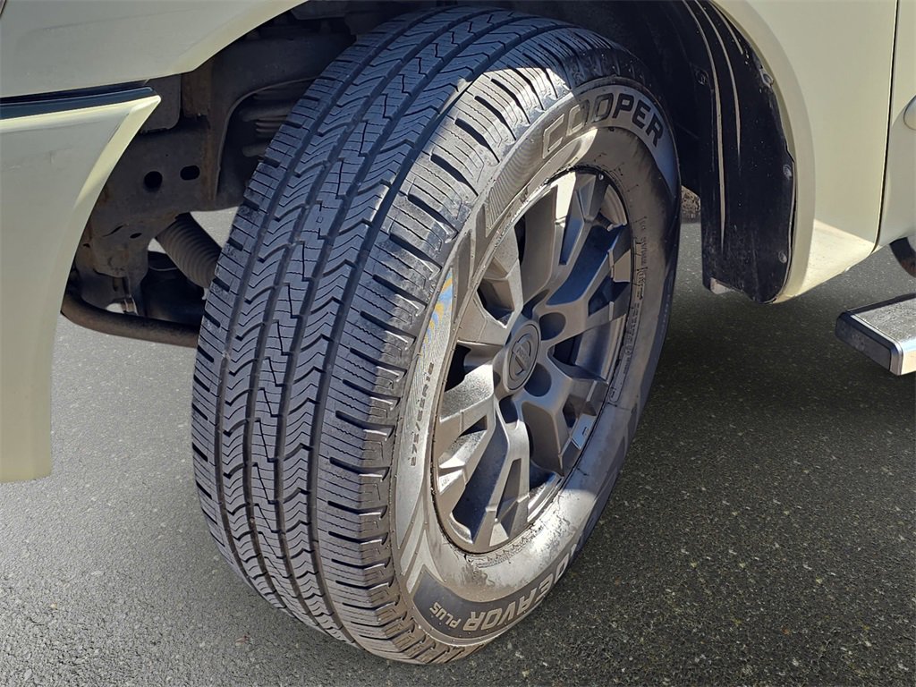 Used 2012 Nissan Titan SV w/ SV Value Truck Pkg image 31