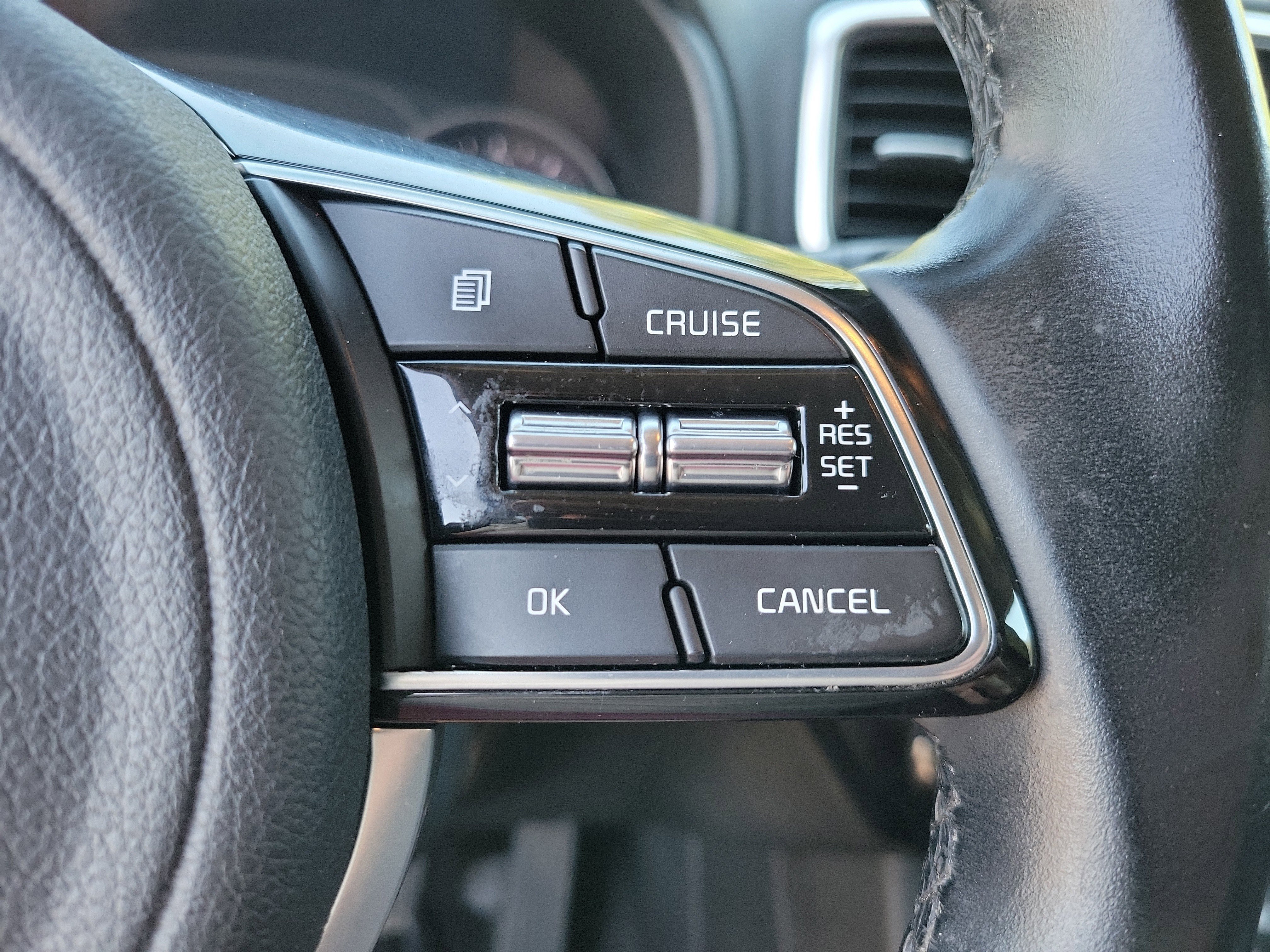 Used 2021 Kia Sportage EX image 17