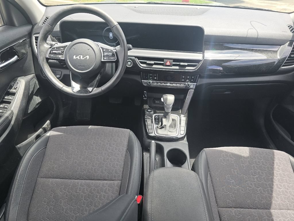 Used 2024 Kia Seltos S AWD/4WD image 21