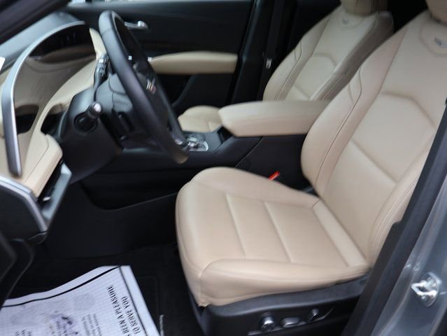 Certified 2025 Cadillac XT4 Premium Luxury FWD image 40