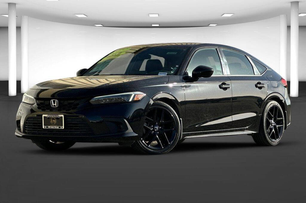 Used 2022 Honda Civic Sport image 2