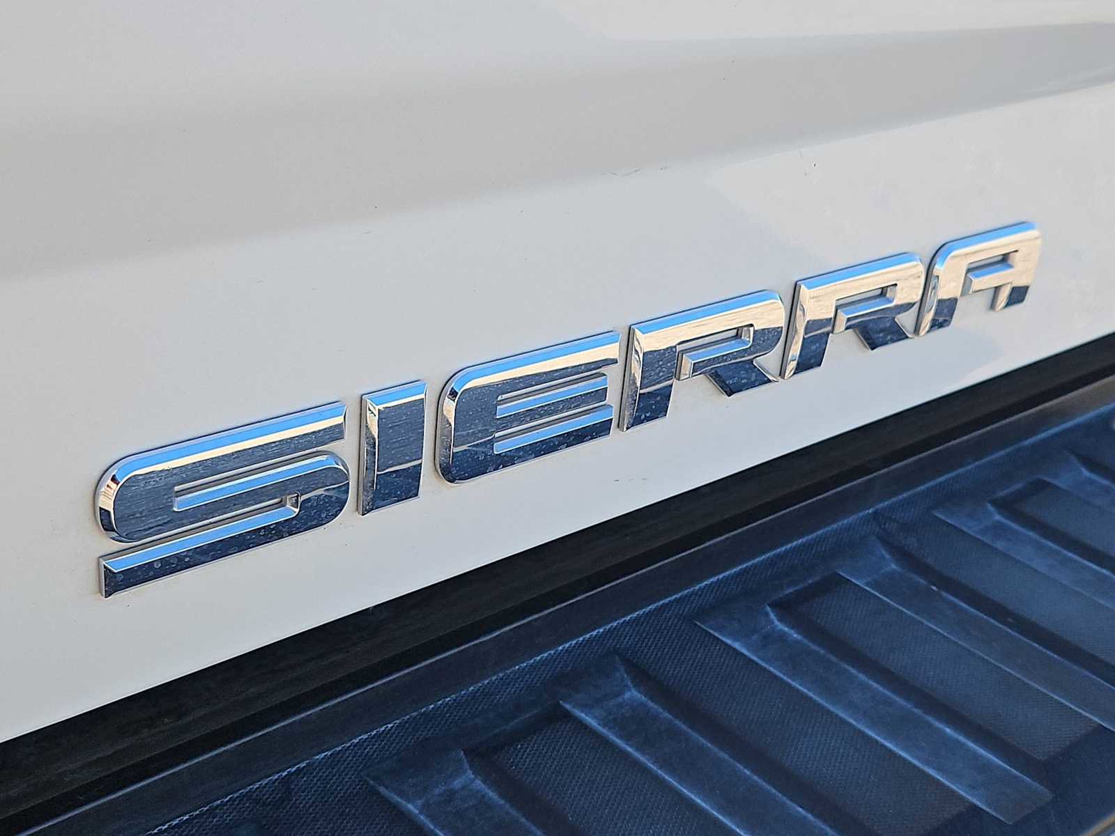 Used 2018 GMC Sierra 1500 Denali w/ Denali Ultimate Package image 13