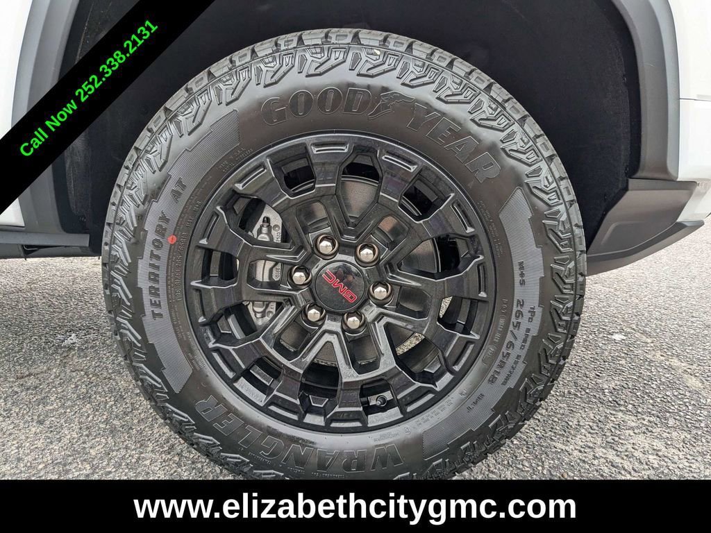New 2026 GMC Canyon Elevation w/ Convenience Package image 12