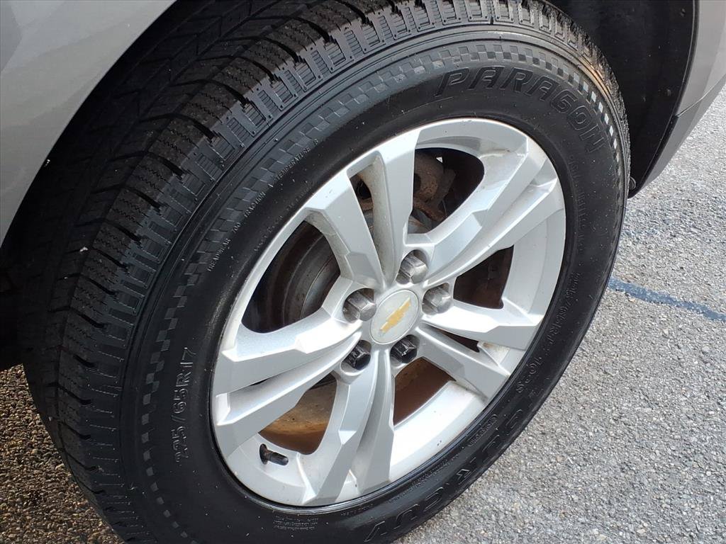 Used 2011 Chevrolet Equinox LT FWD image 10
