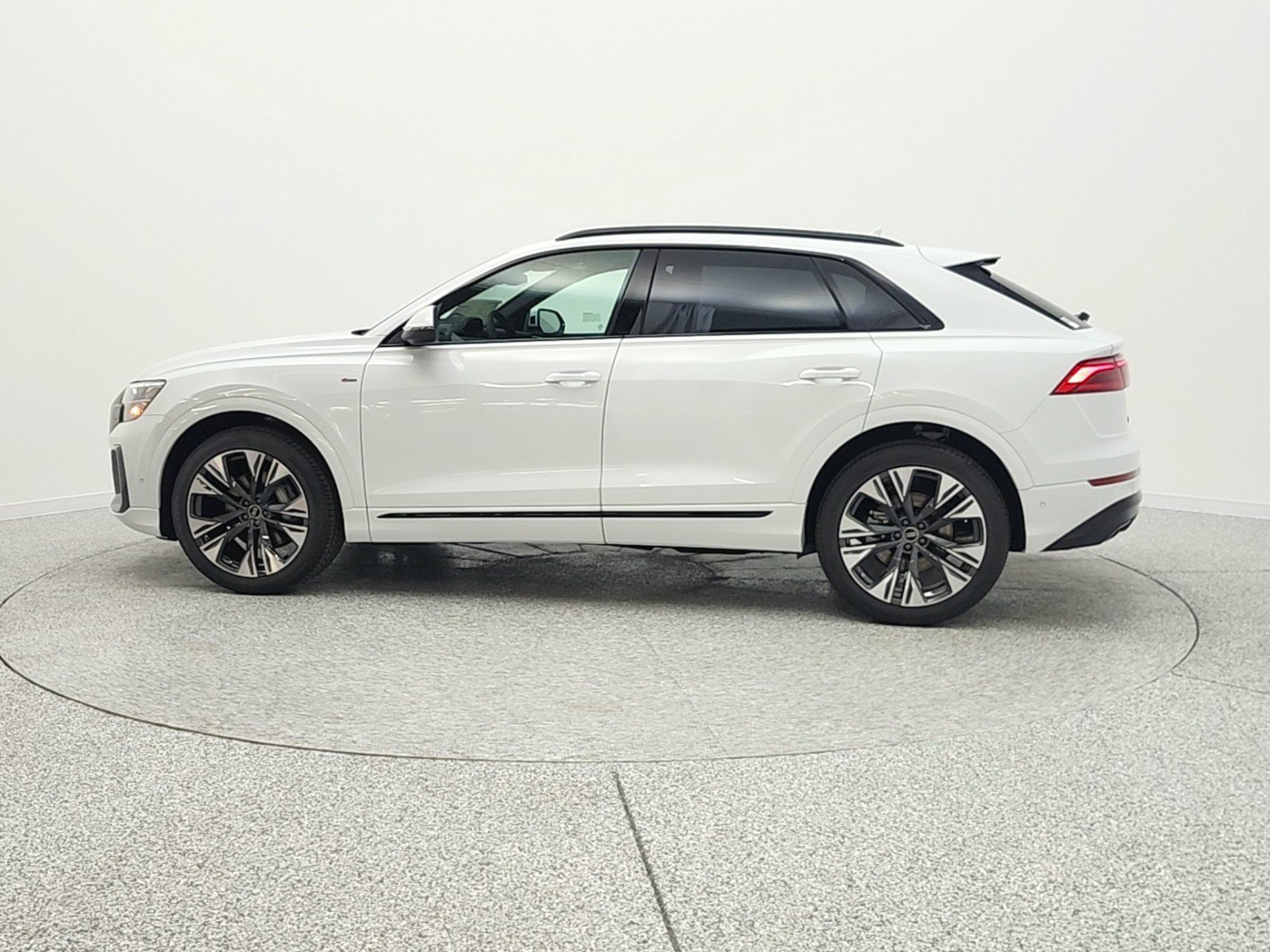 New 2026 Audi Q8 Premium Plus AWD/4WD image 8
