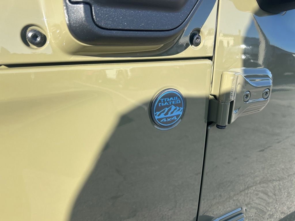 New 2025 Jeep Wrangler Unlimited Rubicon 4xe w/ Safety Group image 20