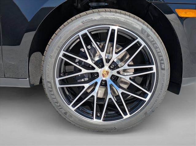 New 2026 Porsche Macan image 28